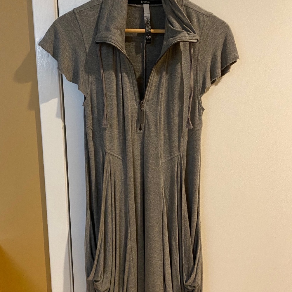 Kensie grey cotton dress.